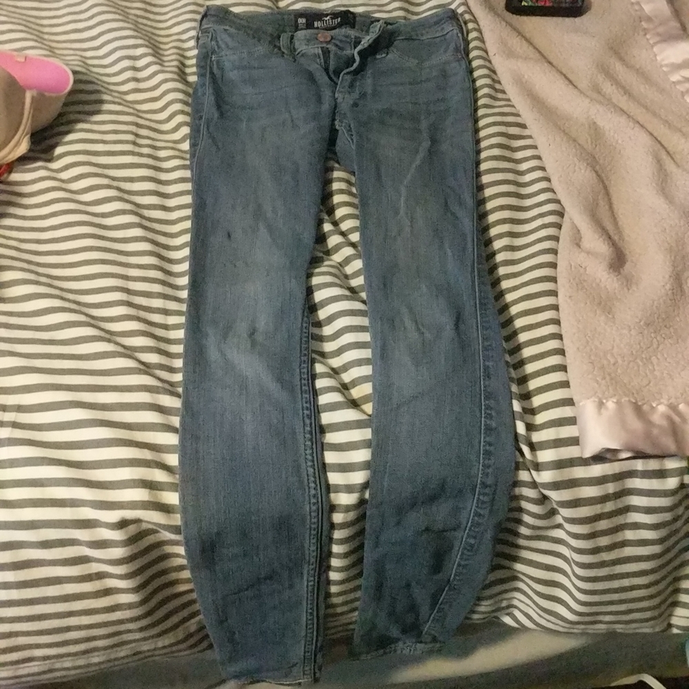 Low rise Hollister blue jeans